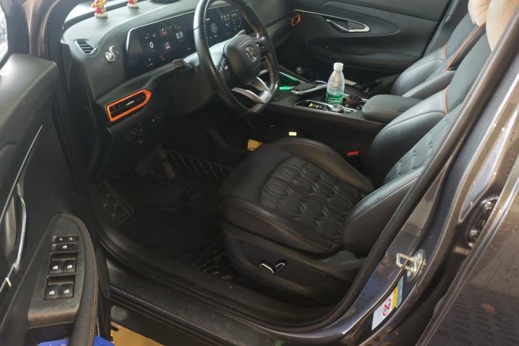 Used CHANGAN UNI-T 2022 1.5T Prestige Version Driver Seat