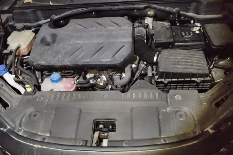 Used CHANGAN UNI-T 2022 1.5T Flagship Edition Engine Bay