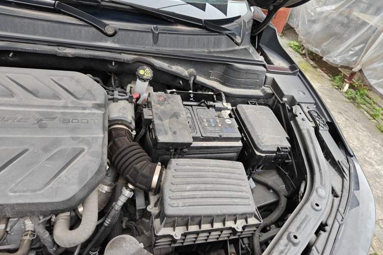 Used CHANGAN UNI-T 2022 1.5T Sport Edition Premium Version Engine Bay Left
