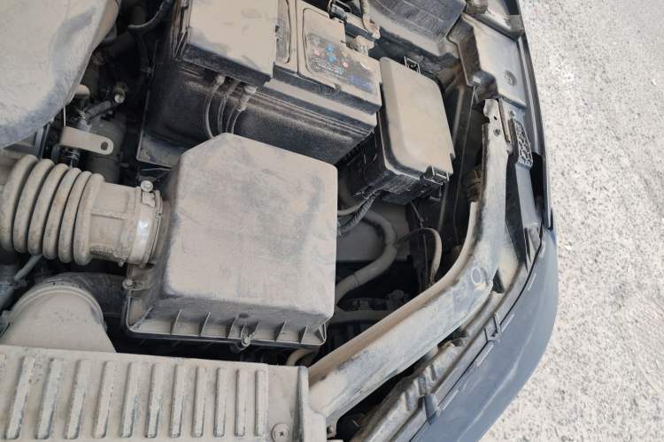 Used CHANGAN UNI-T 2022 2.0T Prestige Version Engine Bay Left