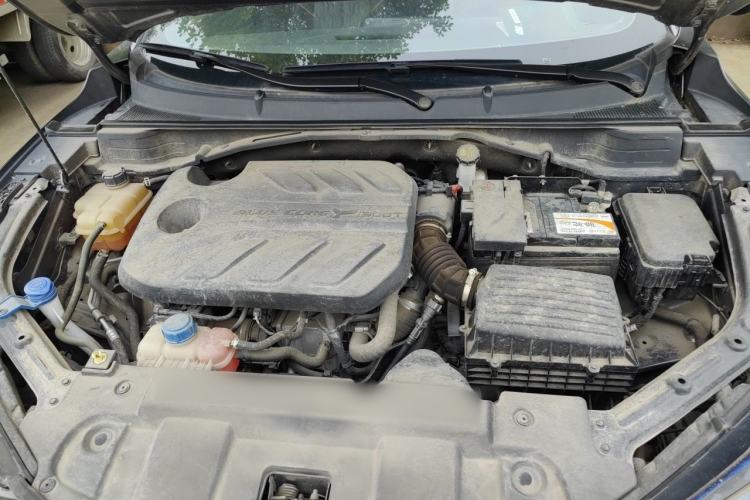 Used CHANGAN UNI-T 2022 1.5T Prestige Version Engine Bay