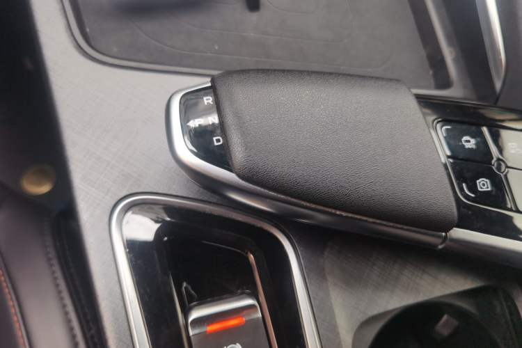 Used CHANGAN UNI-T 2022 1.5T Prestige Version Gear Lever