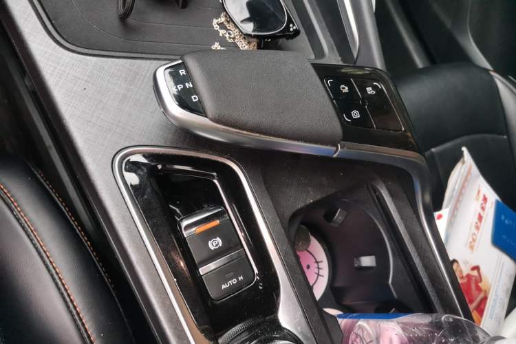 Used CHANGAN UNI-T 2022 1.5T Sport Edition Premium Version Gear Lever