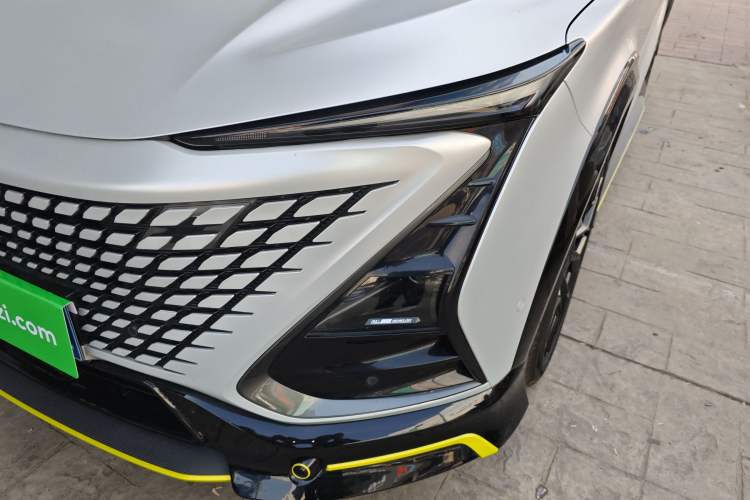 Used CHANGAN UNI-T 2022 1.5T Sport Edition Flagship Version Left Front Headlight