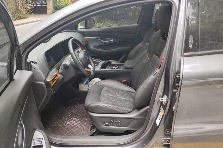 Used CHANGAN UNI-T 2022 1.5T Sport Edition Flagship Version Left Front Seat