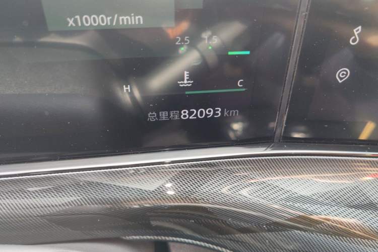 Used CHANGAN UNI-T 2022 1.5T Flagship Edition Odometer Close Up
