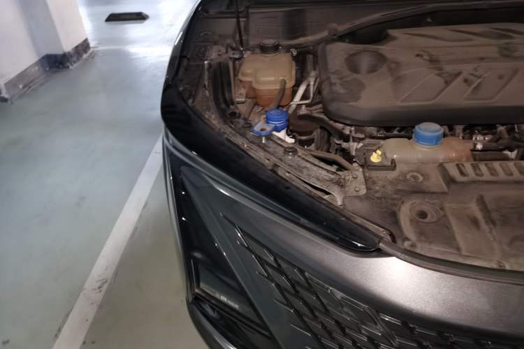 Used CHANGAN UNI-T 2022 1.5T Sport Edition Premium Version Right Front Headlight