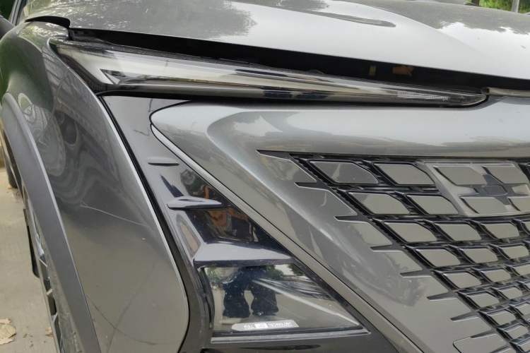 Used CHANGAN UNI-T 2022 1.5T Prestige Version Right Front Headlight