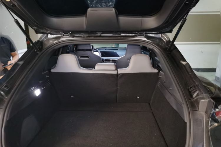 Used CHANGAN UNI-T 2022 1.5T Sport Edition Premium Version Trunk