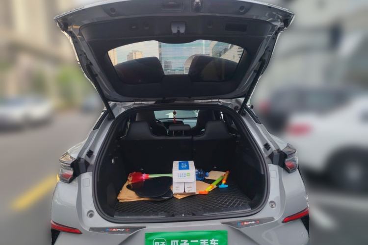 Used CHANGAN UNI-T 2022 1.5T Flagship Edition Trunk