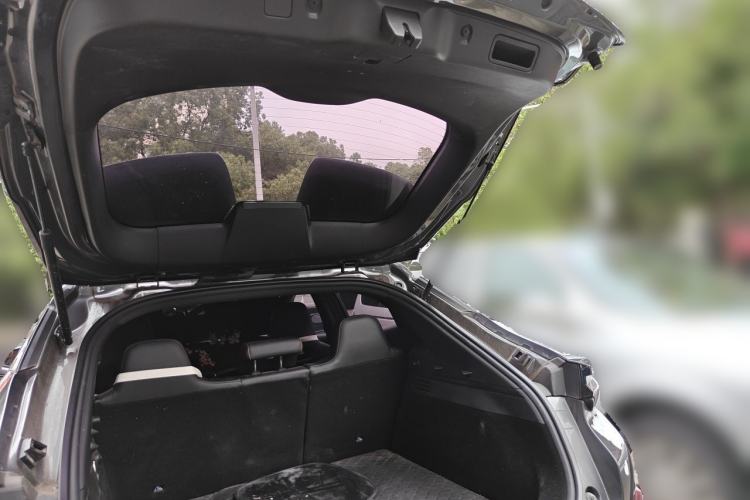 Used CHANGAN UNI-T 2022 1.5T Sport Edition Premium Version Trunk