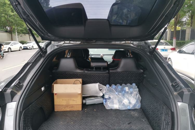 Used CHANGAN UNI-T 2022 1.5T Sport Edition Premium Version Trunk