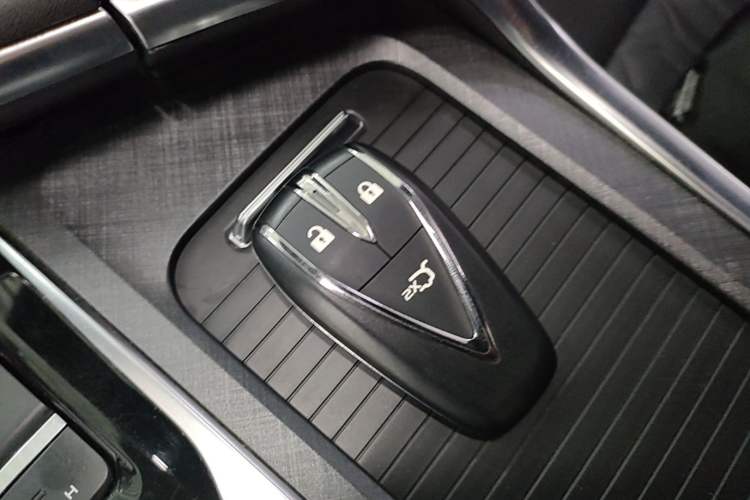 Used CHANGAN UNI-T 2022 1.5T Prestige Version Vehicle Key