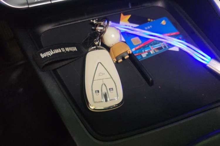 Used CHANGAN UNI-T 2022 1.5T Prestige Version Vehicle Key