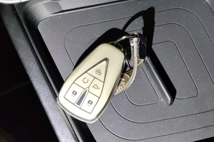 Used CHANGAN UNI-T 2022 1.5T Flagship Edition Vehicle Key