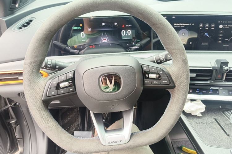 Used CHANGAN UNI-T 2022 1.5T Prestige Version Steering Wheel