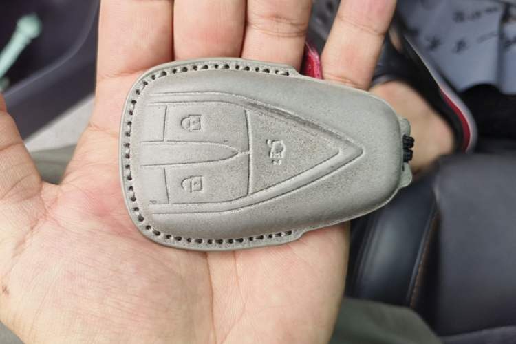 Used CHANGAN UNI-T 2022 1.5T Prestige Version Vehicle Key