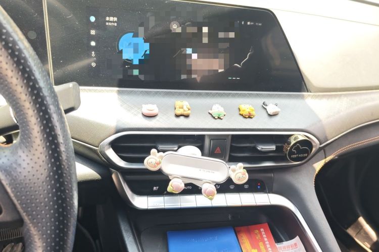 Used CHANGAN UNI-T 2022 1.5T Luxury Edition Audio And AC Panel