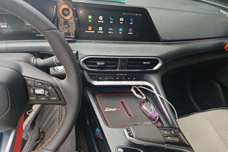 Used CHANGAN UNI-T 2022 1.5T Luxury Edition Audio And AC Panel