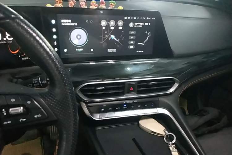 Used CHANGAN UNI-T 2022 1.5T Sport Edition Flagship Version Audio And AC Panel