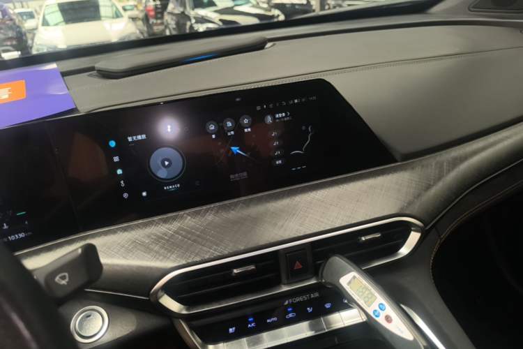 Used CHANGAN UNI-T 2022 1.5T Prestige Version Audio And AC Panel