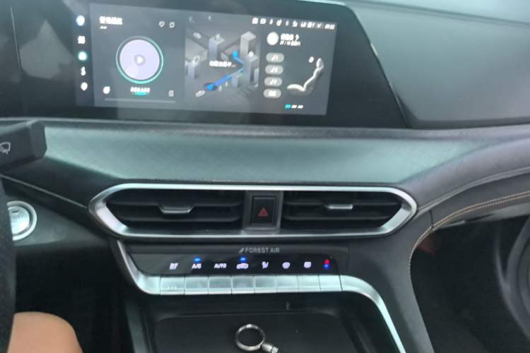 Used CHANGAN UNI-T 2022 1.5T Prestige Version Audio And AC Panel