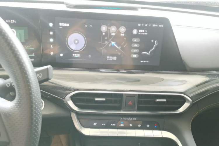 Used CHANGAN UNI-T 2022 1.5T Flagship Edition Audio And AC Panel