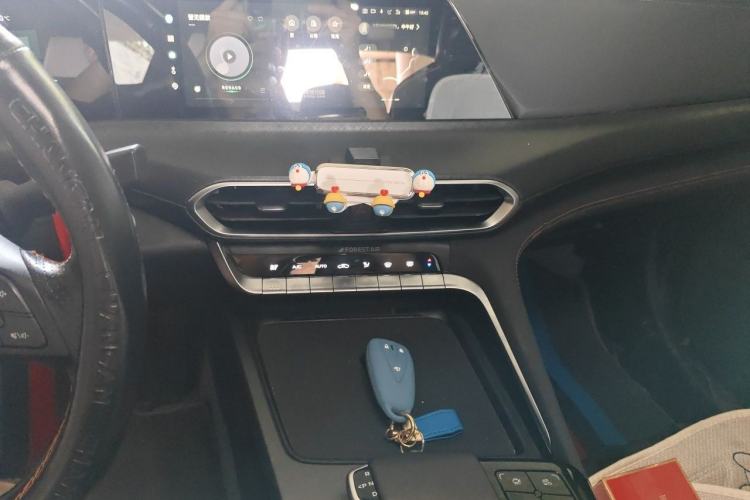 Used CHANGAN UNI-T 2022 1.5T Prestige Version Audio And AC Panel