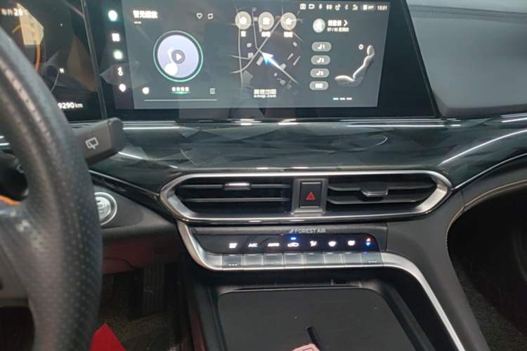 Used CHANGAN UNI-T 2022 1.5T Flagship Edition Audio And AC Panel