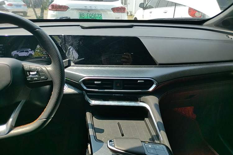 Used CHANGAN UNI-T 2022 1.5T Prestige Version Audio And AC Panel