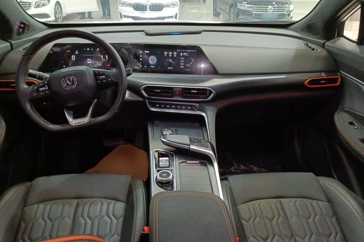 Used CHANGAN UNI-T 2022 1.5T Prestige Version Center Console