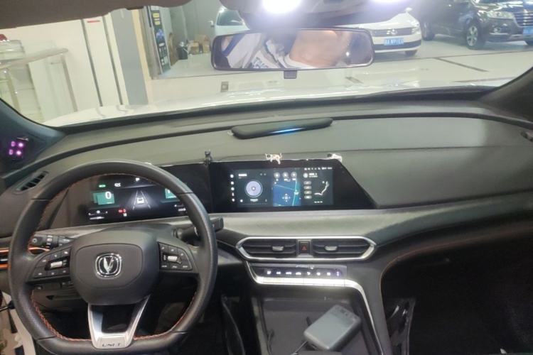 Used CHANGAN UNI-T 2022 1.5T Sport Edition Premium Version Center Console