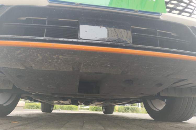 Used CHANGAN UNI-T 2022 1.5T Sport Edition Flagship Version Chassis Front