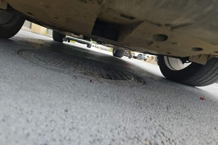 Used CHANGAN UNI-T 2022 1.5T Luxury Edition Chassis Front