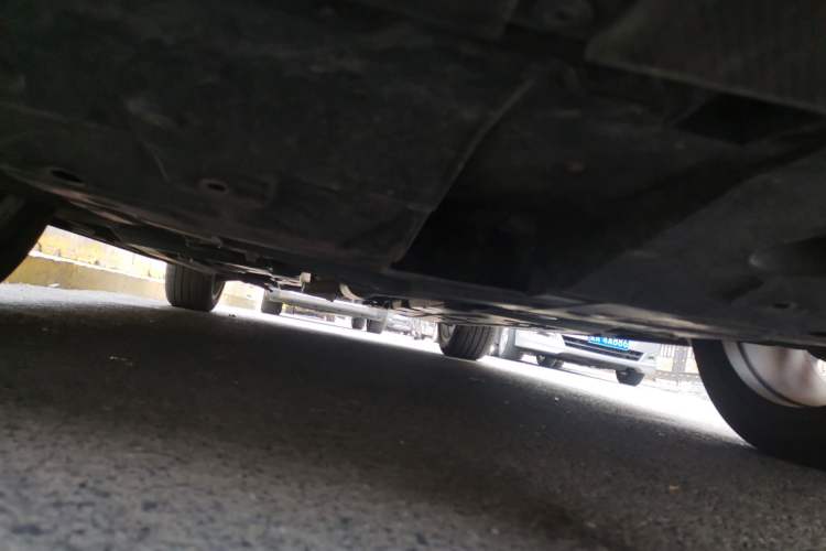 Used CHANGAN UNI-T 2022 1.5T Sport Edition Flagship Version Chassis Front