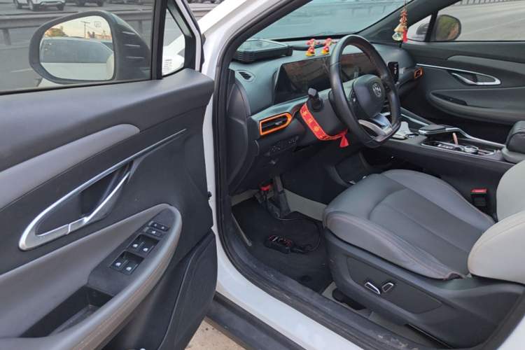 Used CHANGAN UNI-T 2022 1.5T Prestige Version Driver Seat