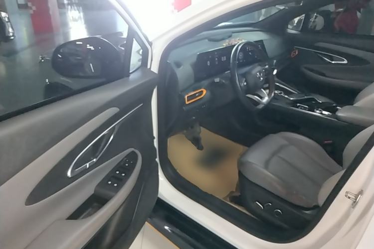 Used CHANGAN UNI-T 2022 1.5T Sport Edition Flagship Version Driver Seat