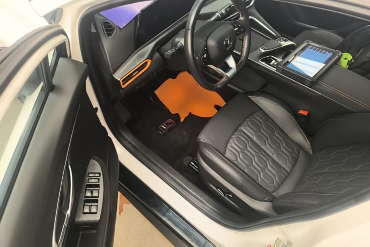 Used CHANGAN UNI-T 2022 1.5T Prestige Version Driver Seat