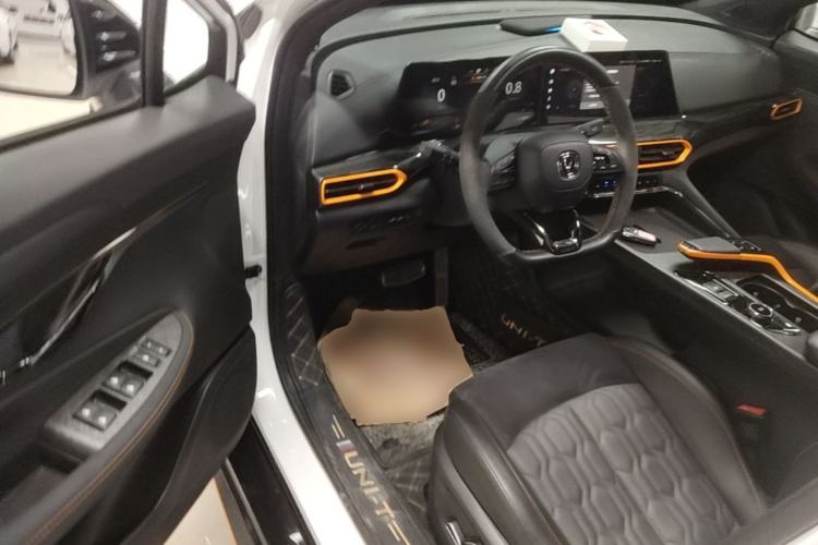 Used CHANGAN UNI-T 2022 1.5T Sport Edition Flagship Version Driver Seat