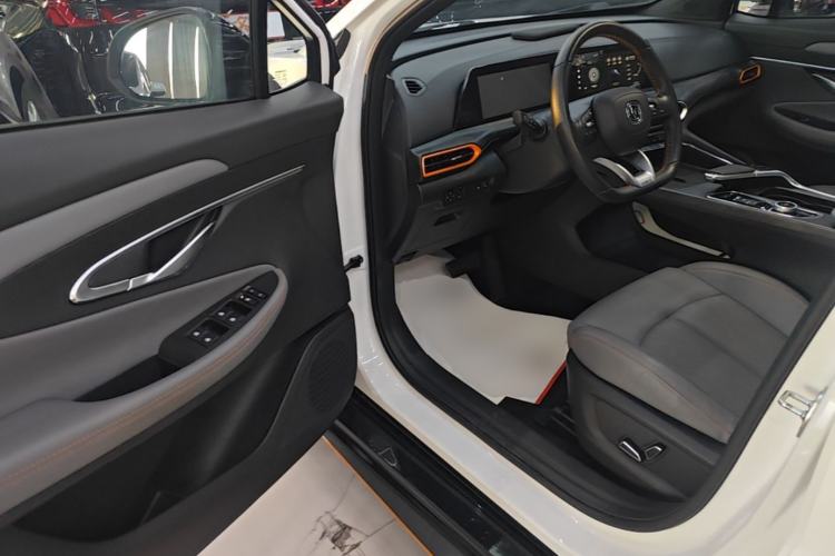 Used CHANGAN UNI-T 2022 1.5T Prestige Version Driver Seat