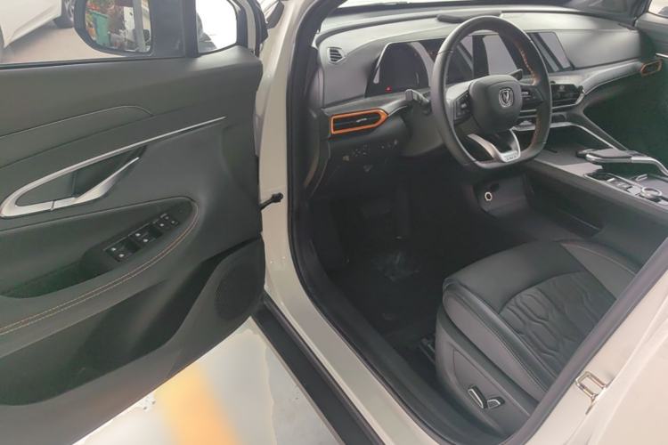 Used CHANGAN UNI-T 2022 1.5T Prestige Version Driver Seat