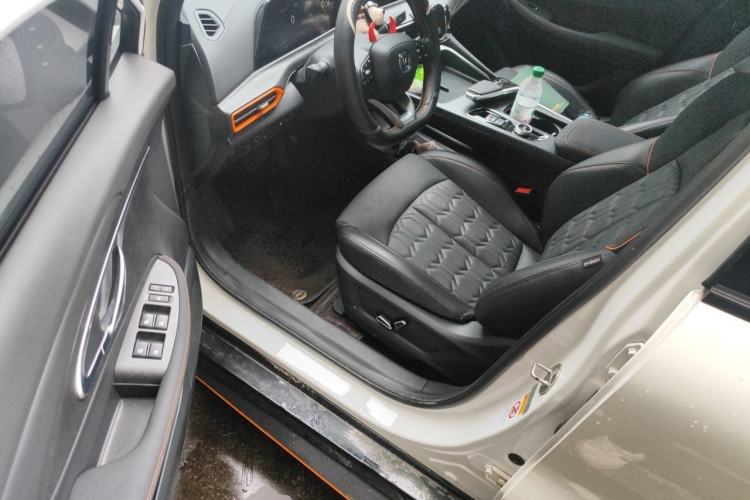 Used CHANGAN UNI-T 2022 1.5T Sport Edition Premium Version Driver Seat