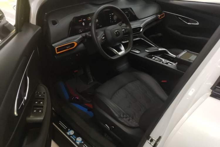 Used CHANGAN UNI-T 2022 1.5T Prestige Version Driver Seat