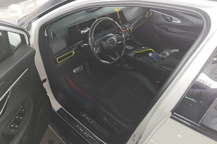 Used CHANGAN UNI-T 2022 1.5T Sport Edition Flagship Version Driver Seat