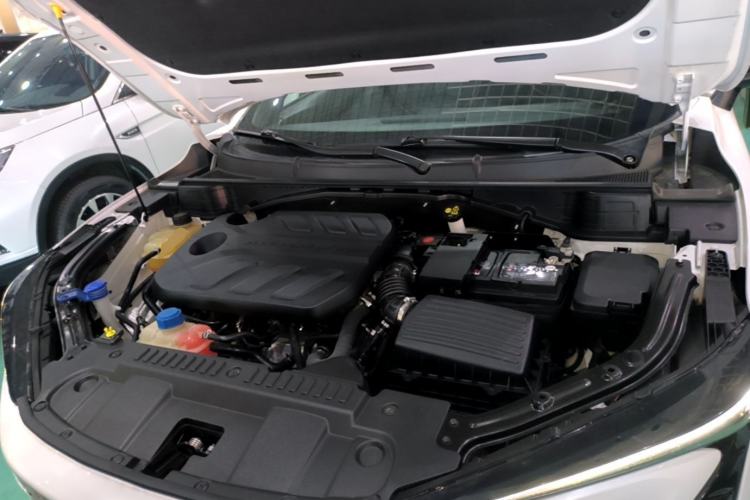 Used CHANGAN UNI-T 2022 1.5T Prestige Version Engine Bay