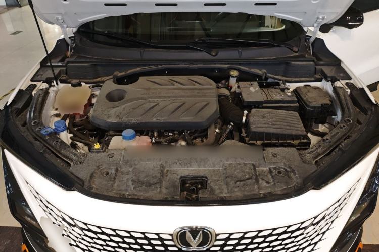 Used CHANGAN UNI-T 2022 1.5T Sport Edition Flagship Version Engine Bay