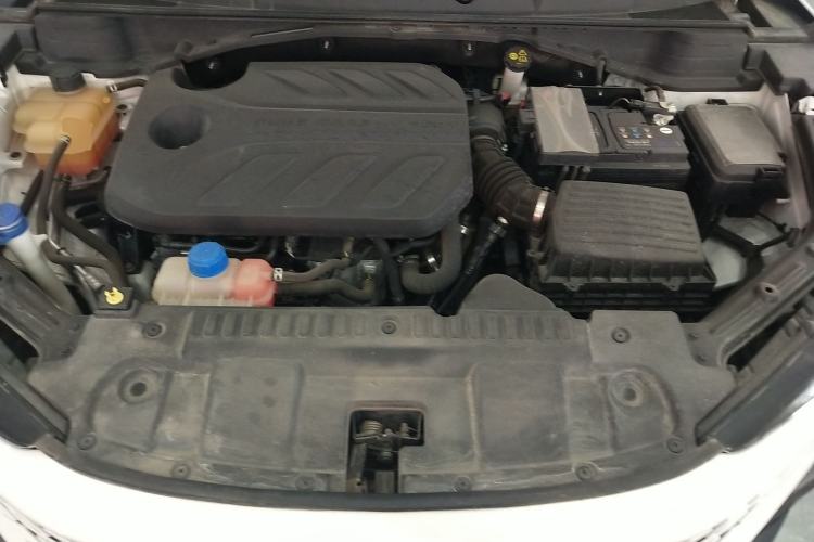 Used CHANGAN UNI-T 2022 1.5T Prestige Version Engine Bay