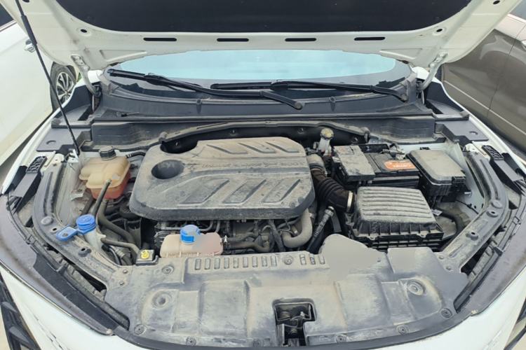 Used CHANGAN UNI-T 2022 1.5T Prestige Version Engine Bay
