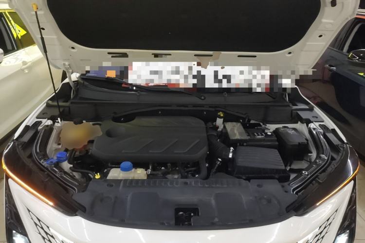 Used CHANGAN UNI-T 2022 1.5T Prestige Version Engine Bay