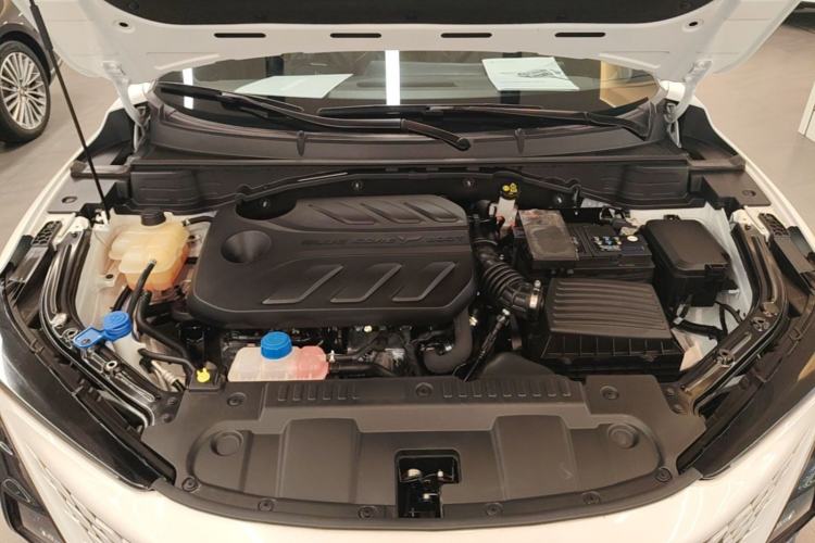 Used CHANGAN UNI-T 2022 1.5T Sport Edition Flagship Version Engine Bay